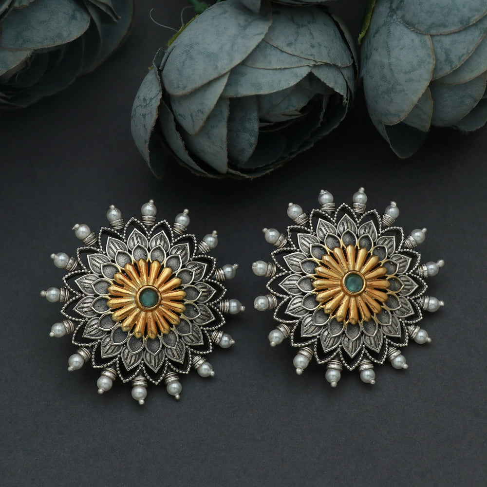 Silver Dual Tone Pearl Flower studs