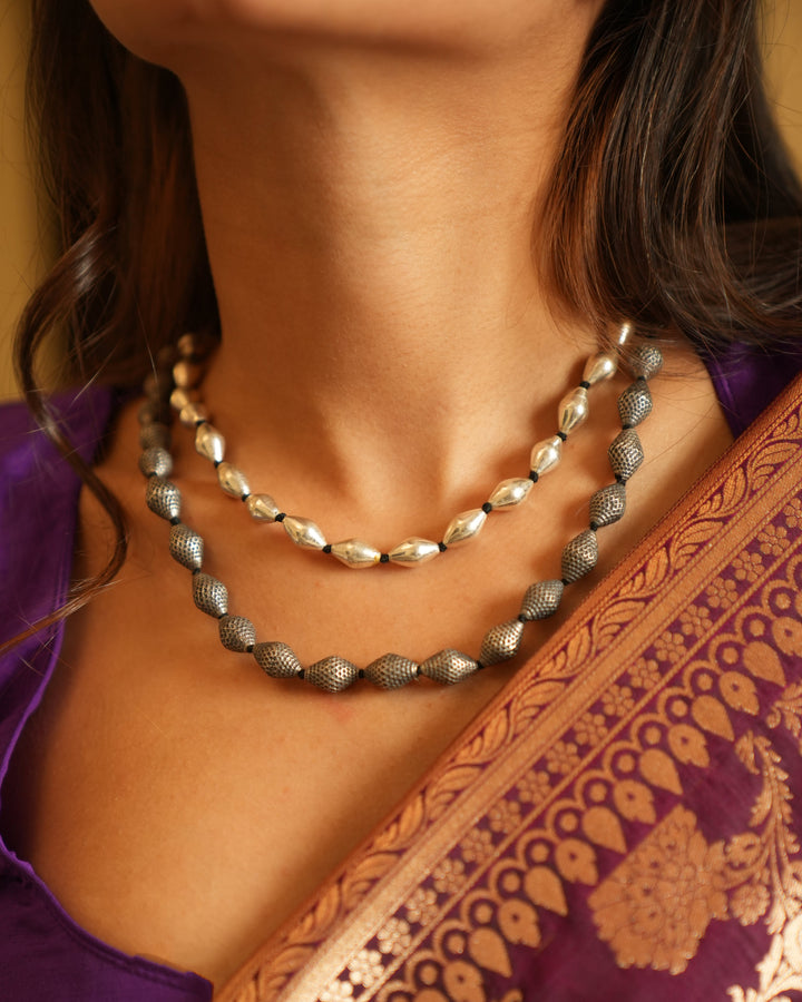 Silver single layer dholki necklace