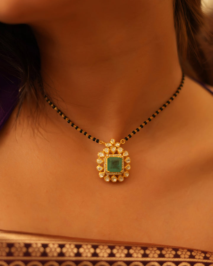 Minimal Silver Mangalsutra with Emerald Polki Accents
