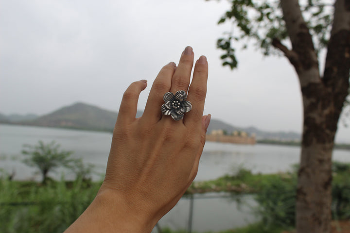 Silver Flower Ring