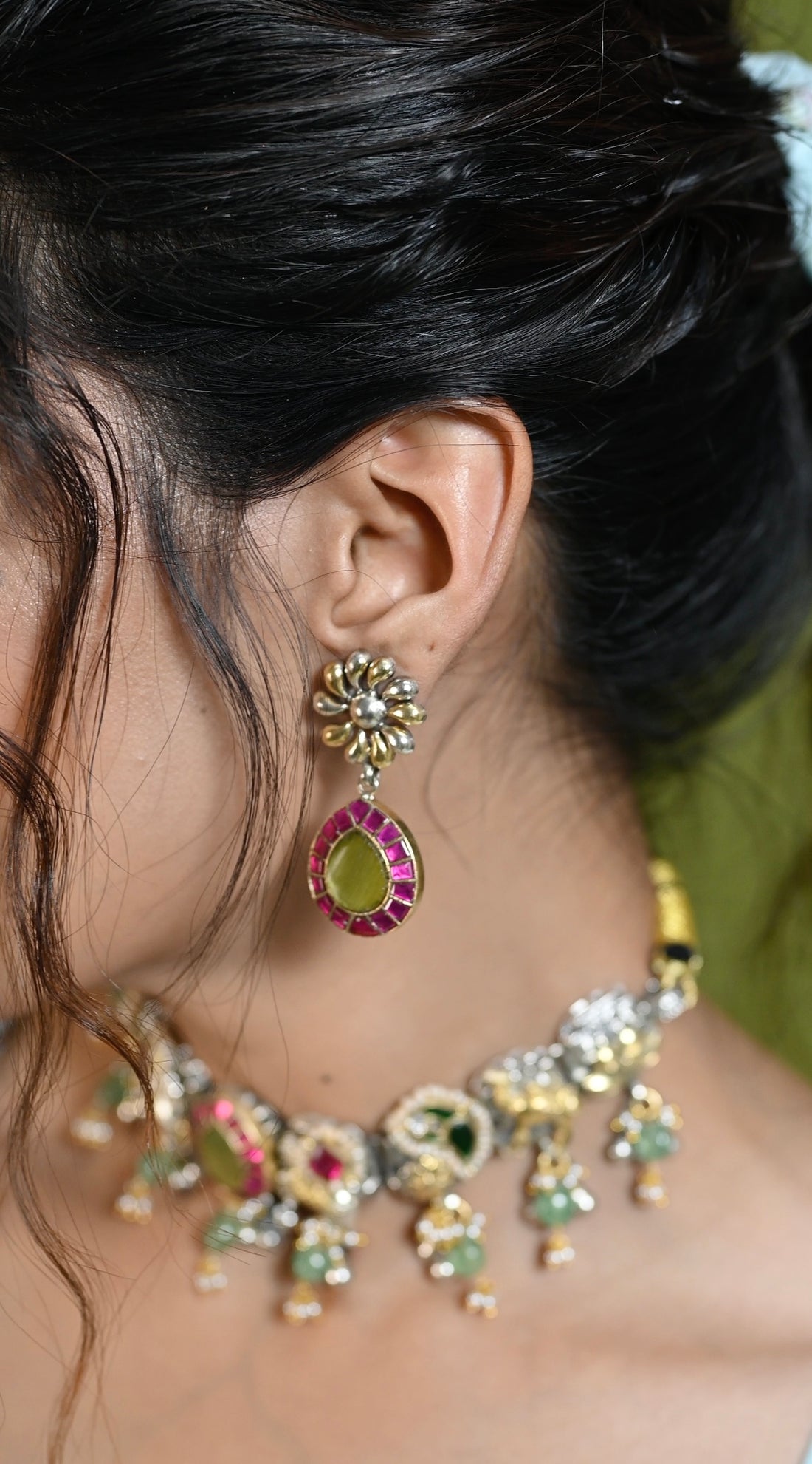 Silver Nawabi charm choker set with earrings