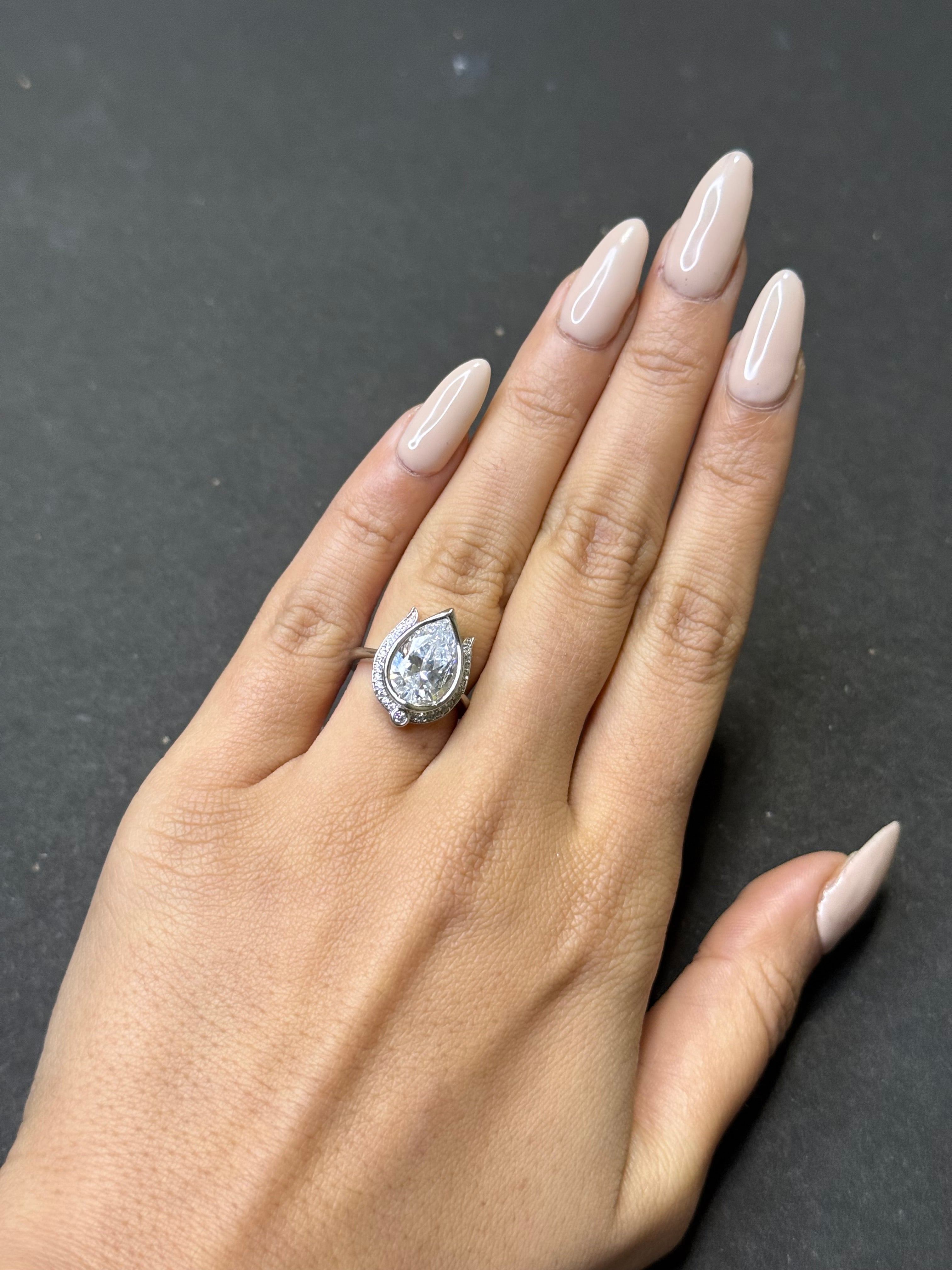 Lotus shaped silver ring