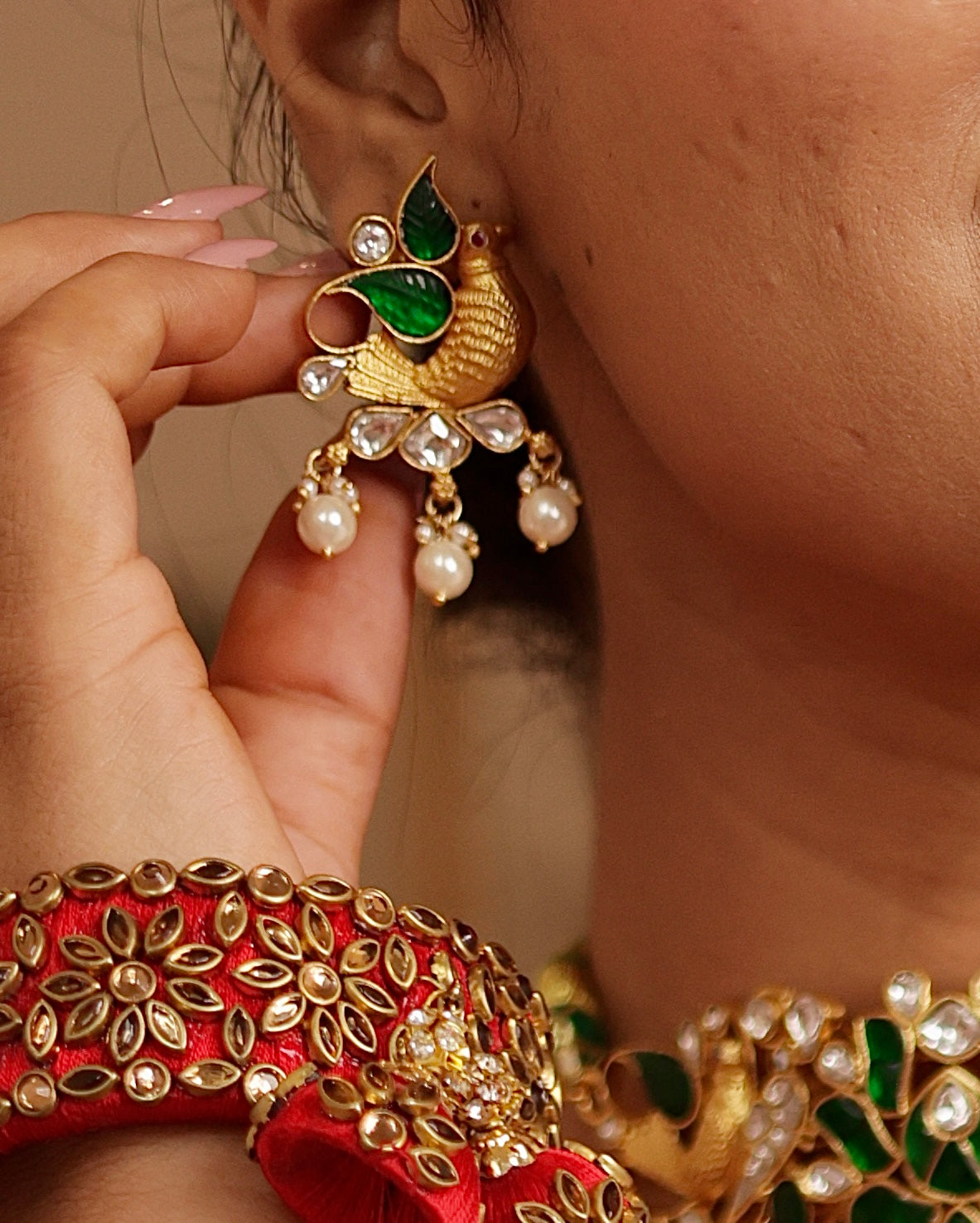 Silver pearl Kundan choker set in green