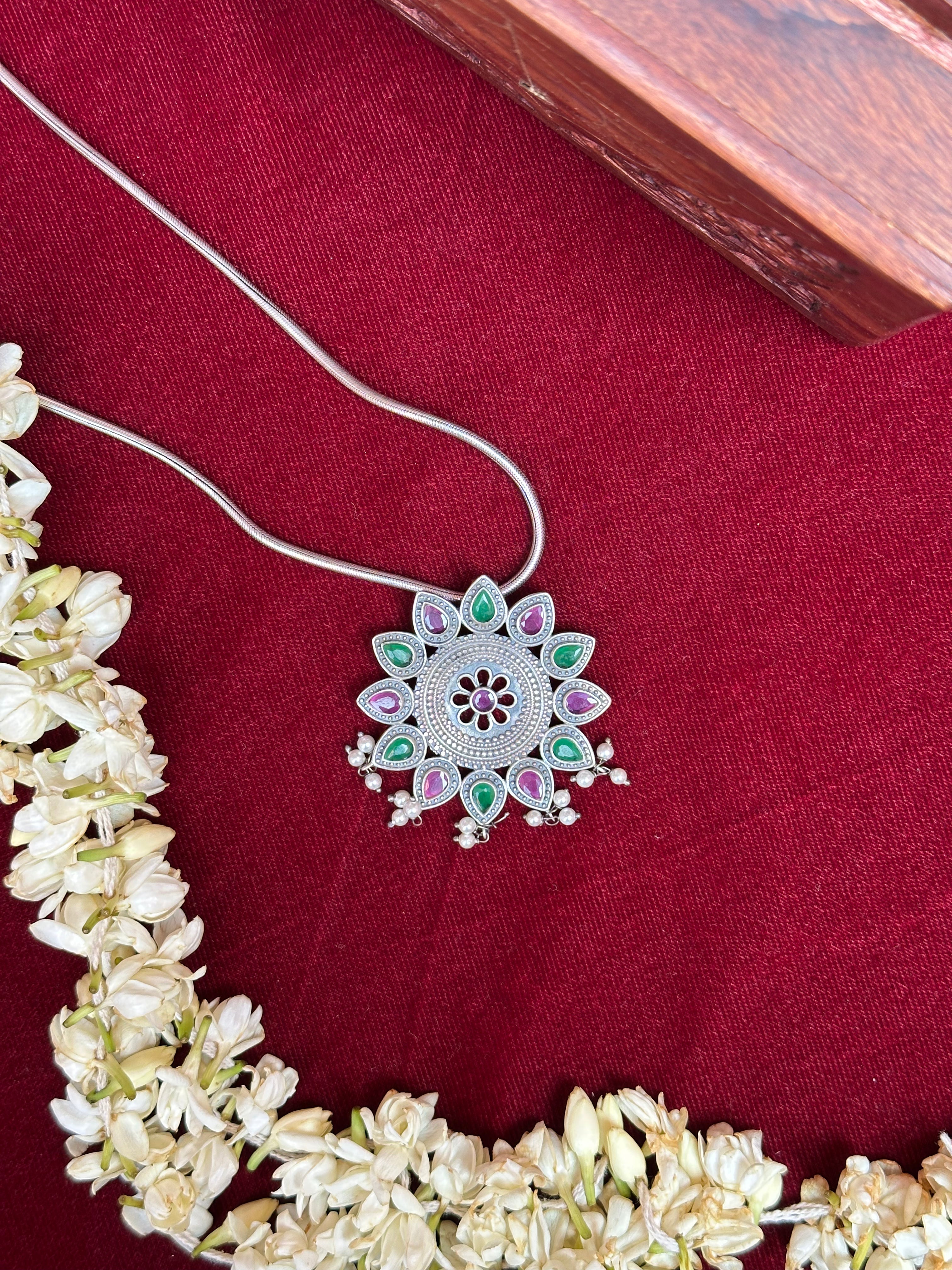 Floral-Inspired Silver Pendant with Chain