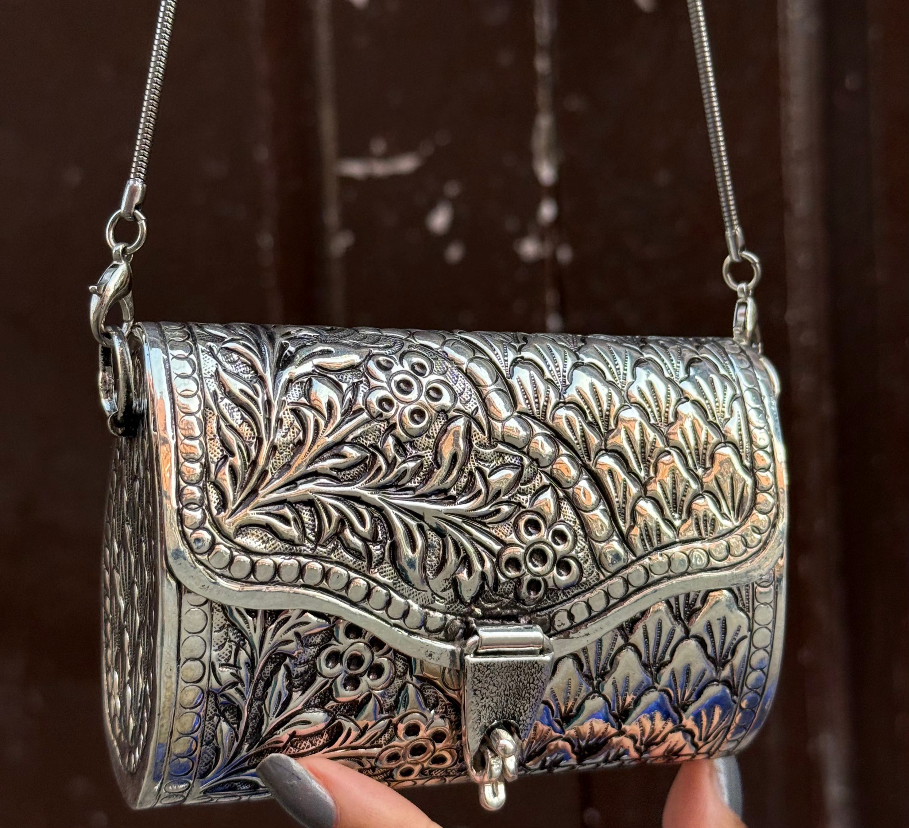 Mini Vintage Clutch