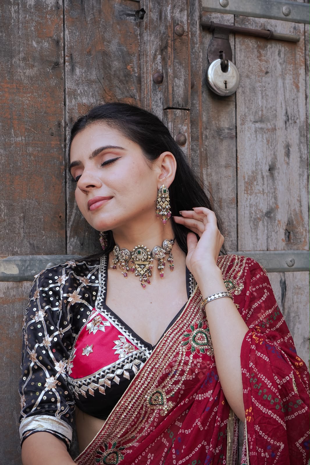 Silver Noorani choker