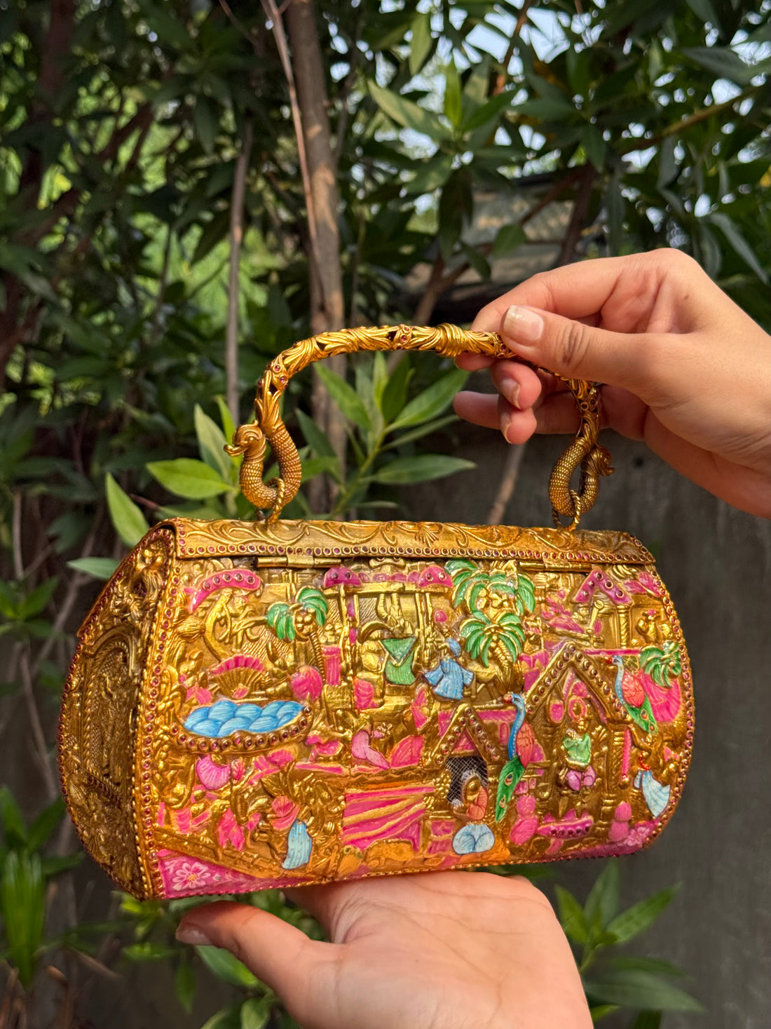 Shyam Sundari Silver Bag